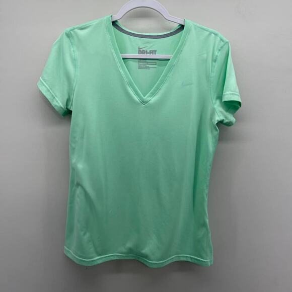 Nike Dri-Fit Regular‎ Fit Pale Mint Green V Neck Tee - Picture 1 of 4